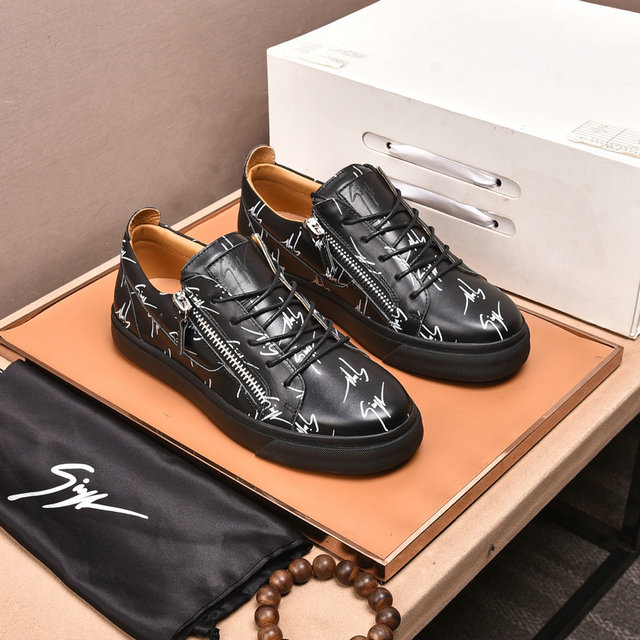 Giuseppe Zanotti Shoes Mens ID:20230317-92